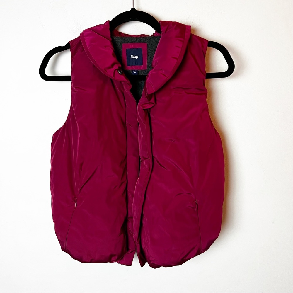 SZ S Gap Maroon Puffer Vest